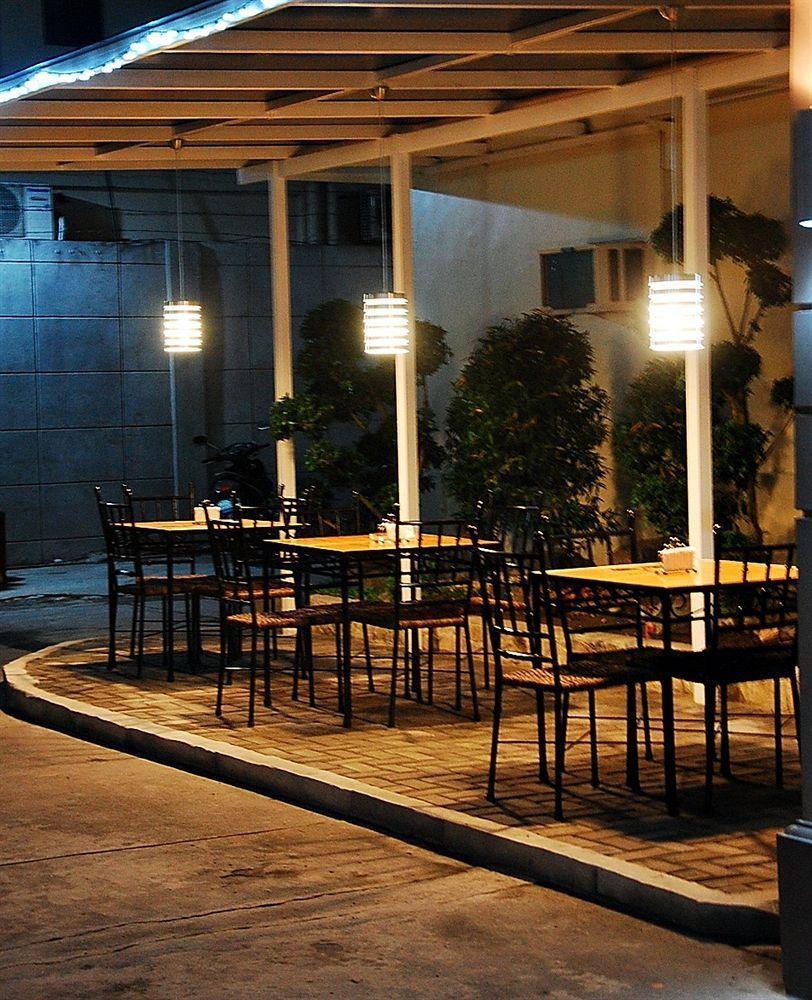 Rumi Apartelle Hotel Angeles Bagian luar foto