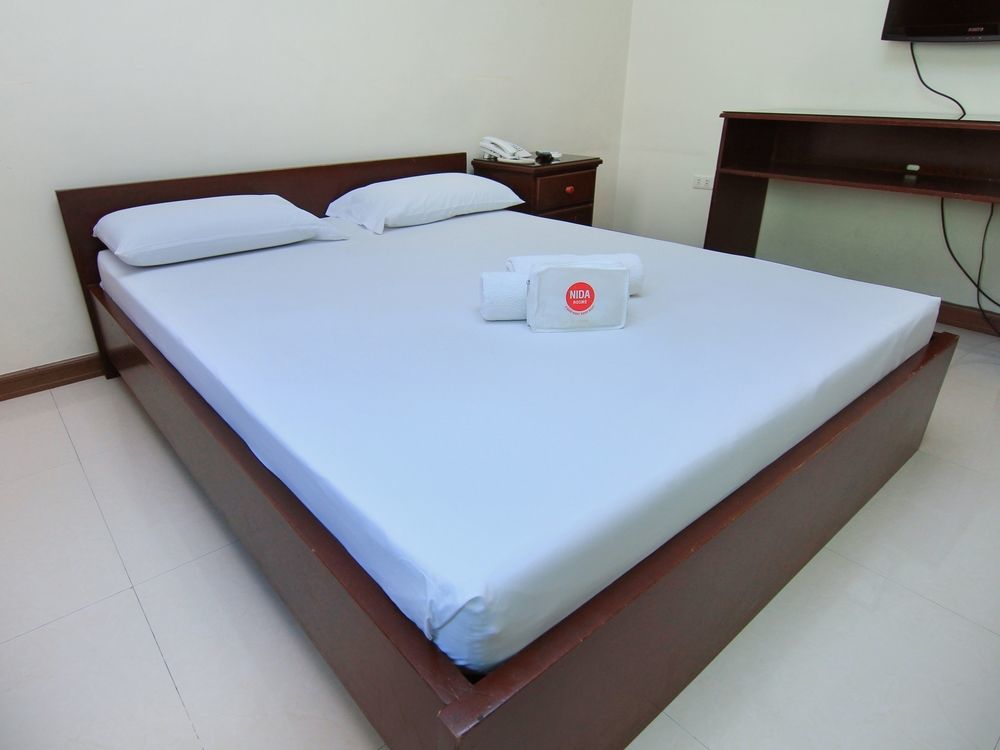 Rumi Apartelle Hotel Angeles Bagian luar foto