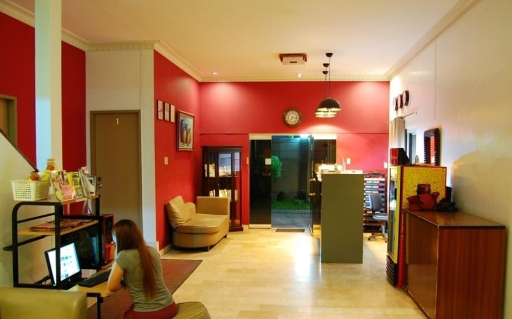 Rumi Apartelle Hotel Angeles Bagian luar foto